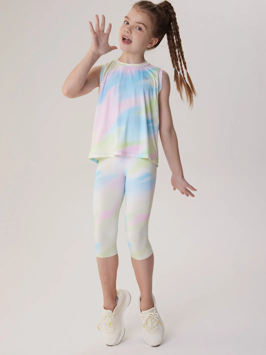 Breezy Pattern Knee-Length Capris