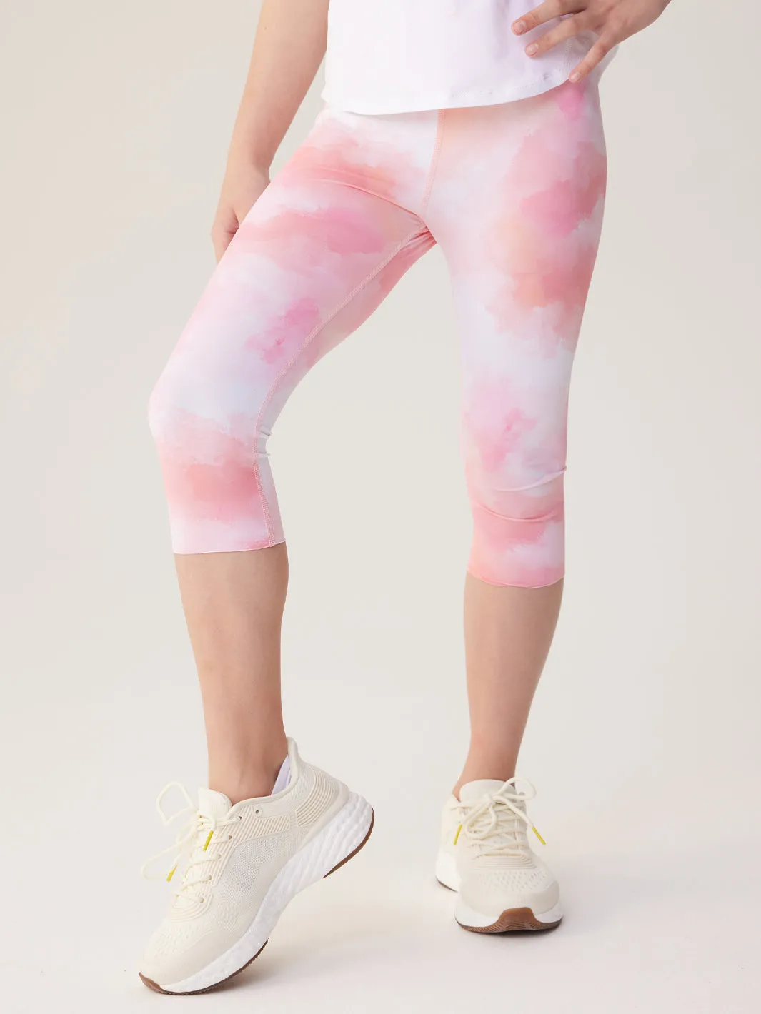 Breezy Pattern Knee-Length Capris