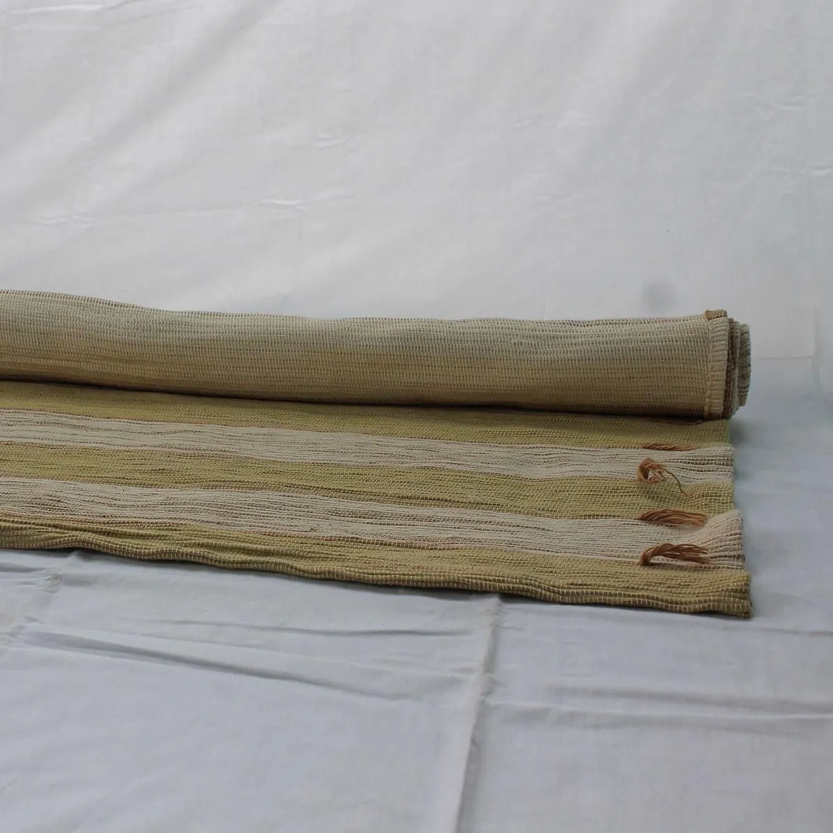 Herbal Drill Yoga Mat with Hurdles for Enhanced Yoga Practice