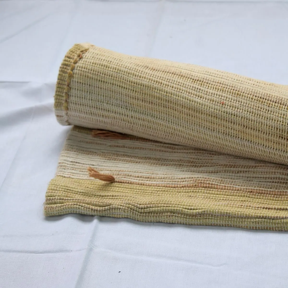 Herbal Drill Yoga Mat with Hurdles for Enhanced Yoga Practice