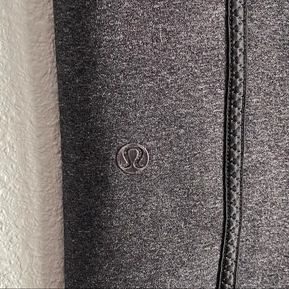 Lululemon Rehearsal Crop Leggings