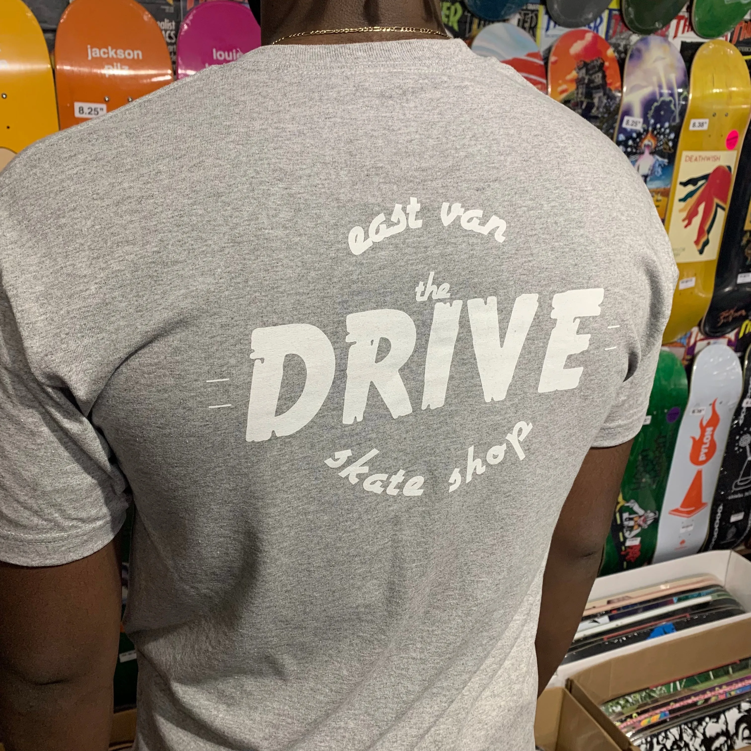 THE DRIVE SKATE SHOP LOGO T-SHIRT HEATHER GREY/WHITE